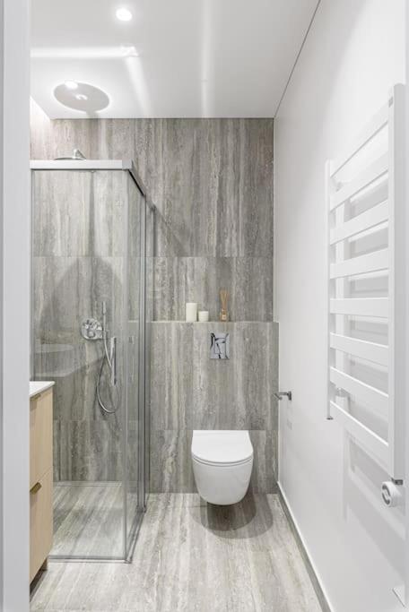 Apartament Cozy Japanese Oasis With Balcony, Gramophone, Netflix Wilno Zewnętrze zdjęcie