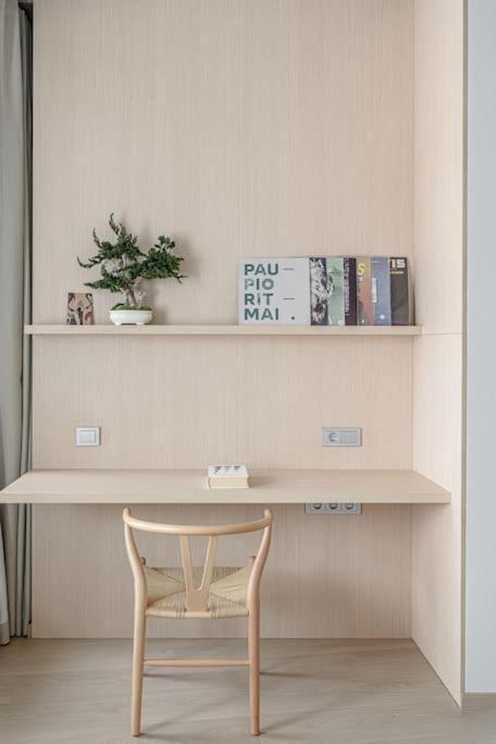 Apartament Cozy Japanese Oasis With Balcony, Gramophone, Netflix Wilno Zewnętrze zdjęcie